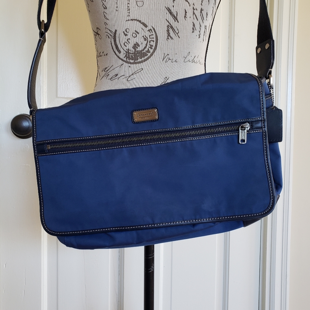 Coach messenger bag